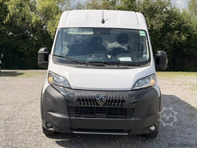 Skåpbil med hög takhöjd och långt axelavstånd Peugeot Boxer Kasten 435 L4H2  180 AUT/NAvi/PDC