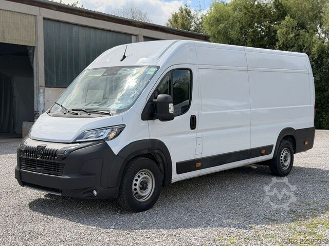 Skåpbil med hög takhöjd och långt axelavstånd Peugeot Boxer Kasten 435 L4H2  180 AUT/NAvi/PDC