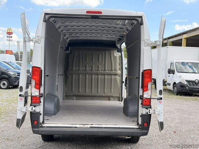 Skåpbil med hög takhöjd och långt axelavstånd Peugeot Boxer Kasten 435 L4H2  180 AUT/NAvi/PDC