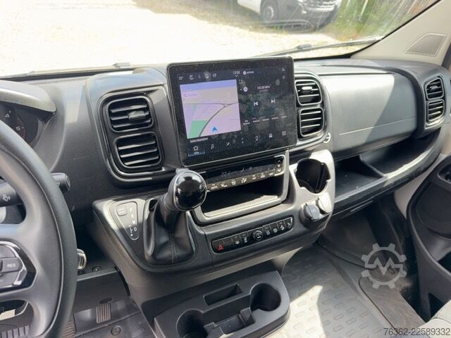Skåpbil med hög takhöjd och långt axelavstånd Peugeot Boxer Kasten 435 L4H2  180 AUT/NAvi/PDC