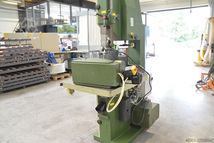 Pásová píla Centauro CL 800