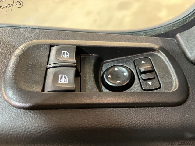 Platformas kravas automašīna ar celtni Renault Master 2.3 dCi 145 PK L3 Open Laadbak / Fassi K...
