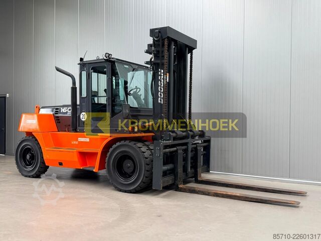 מלגזה Doosan D 160 S-5