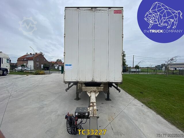 Skyvbare presenninger Fruehauf 