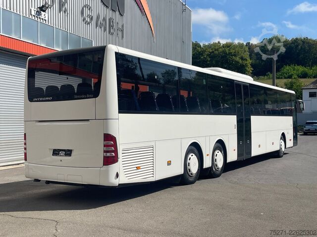 Autocarro interurbano MERCEDES-BENZ Integro O550 L