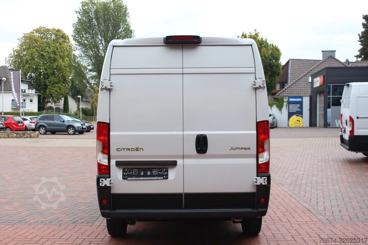 Xe van thùng kín Citroën Jumper Kasten 35 L2H2 BlueHDi 140 Standhzg Kamer