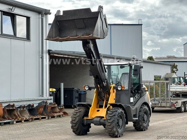 Utovarivač na kotačima MECALAC AX 700 4x4 Schaufel NEU Greifschaufel