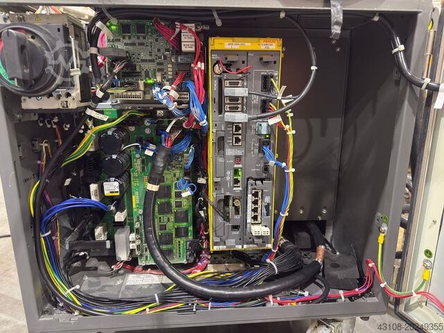 Robot industrial FANUC R-2000iC/125L