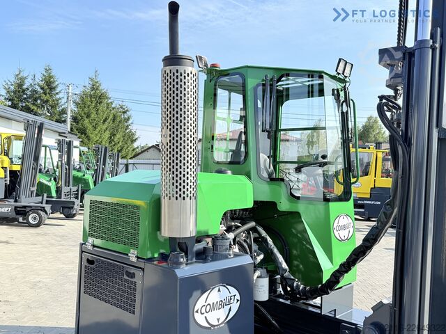Carretilla retráctil de 4 vías Combilift C2500 TRIPLEX 4900 Width: 1900 mm GAS