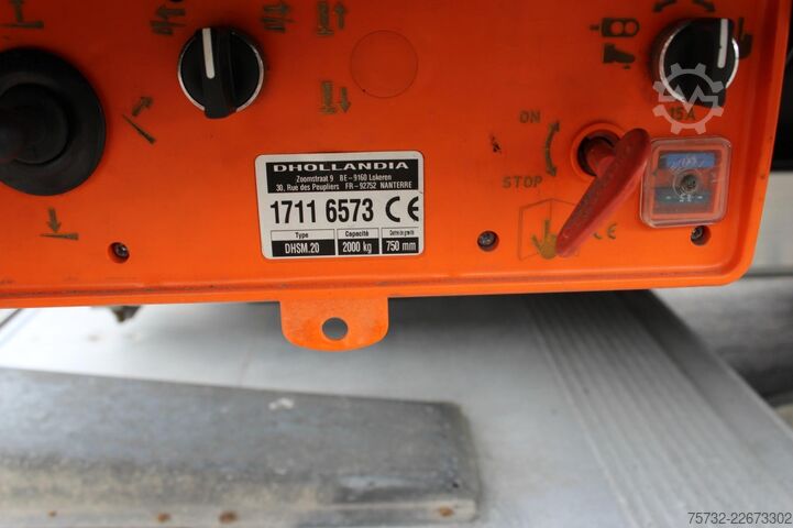 Kamion sa ravnom platformom i ceradom Daf CF  320 Plane   Schlafkabine Klima LDW Edscha LBW