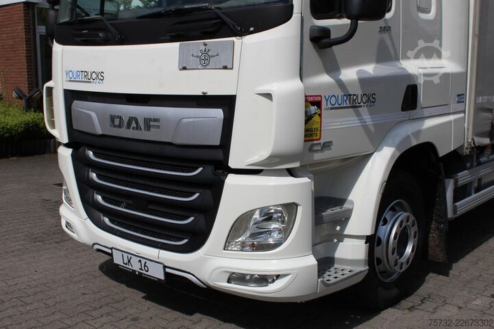 Samochód ciężarowy z plandeką typu platforma Daf CF  320 Plane   Schlafkabine Klima LDW Edscha LBW