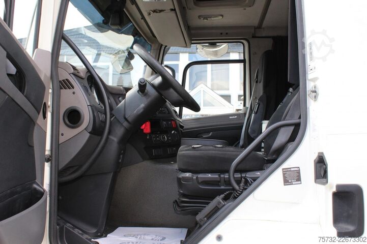 Samochód ciężarowy z plandeką typu platforma Daf CF  320 Plane   Schlafkabine Klima LDW Edscha LBW