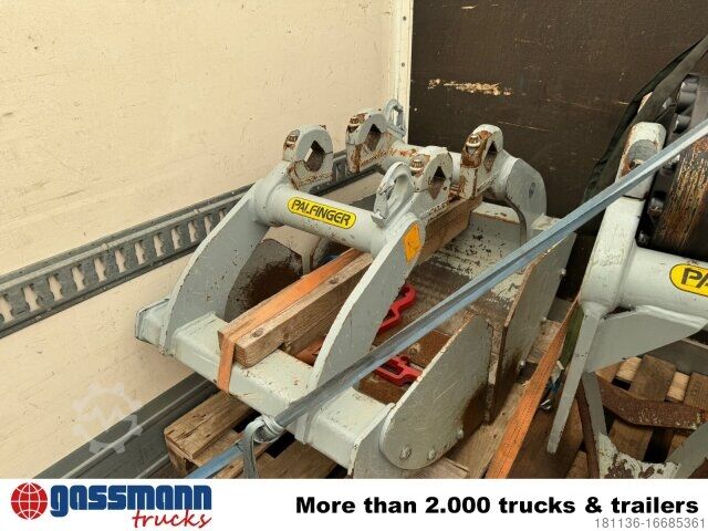 Autokran Kinshofer KM 605U HPX-300, 2x Wechselschalen