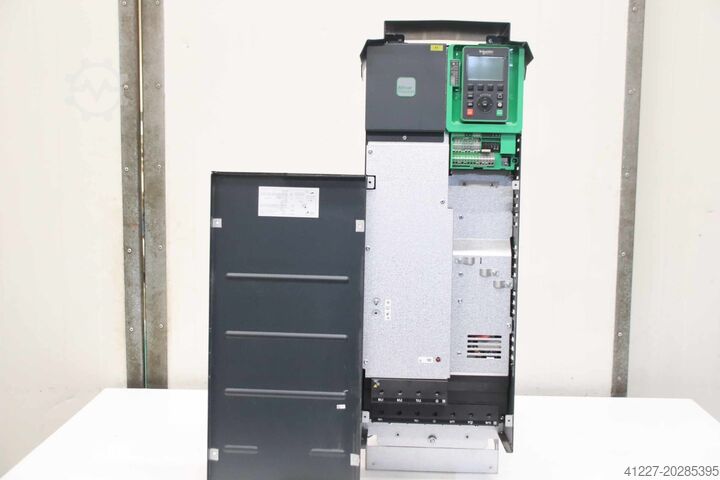 Inversor de frequência 55 kW Schneider Electric Altivar 630  ATV630D55N4