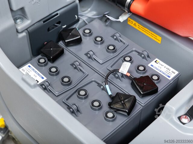 بطاريات هاكو سكرب ماستر B45 CL الجديدة Hako Scrubmaster B45 CL TB510 - 2015y - 977h