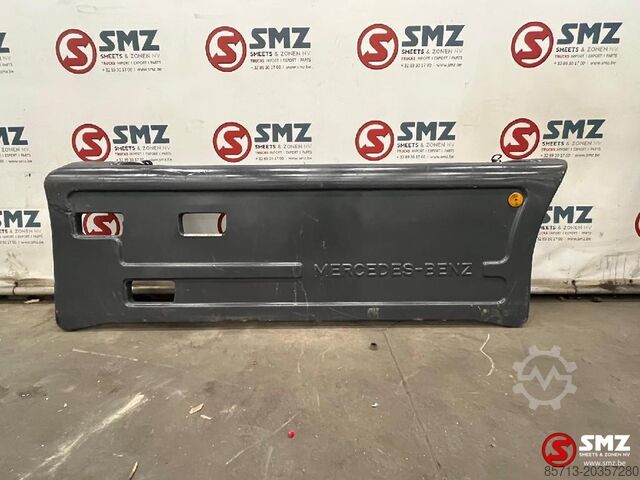 Pieza del chasis Mercedes Occ set sideskirts links + rechts Mercedes SK