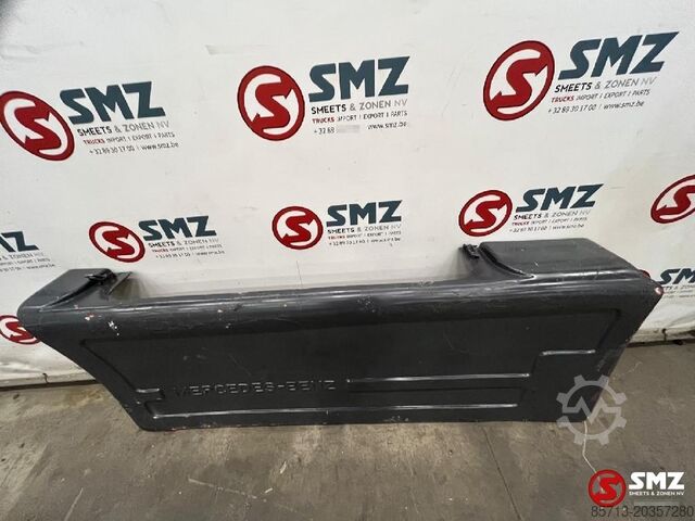 Fahrgestellteil Mercedes Occ set sideskirts links + rechts Mercedes SK