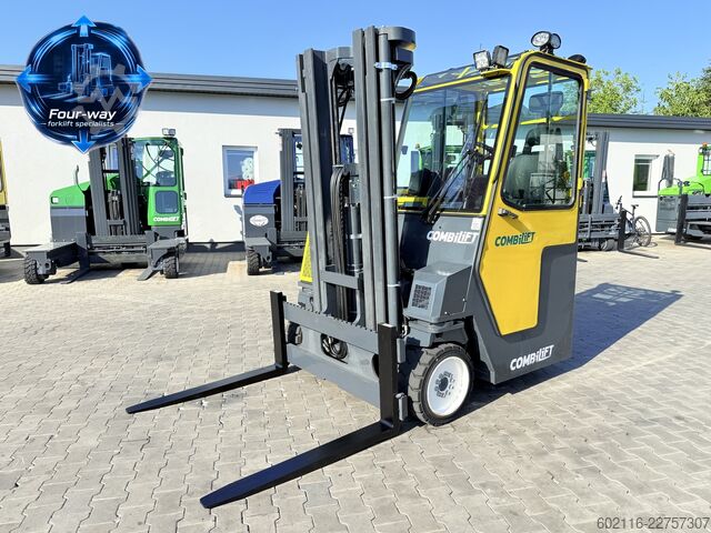 Karrocë pirunësh me katër drejtime Combilift CB4000 DIESEL TRIPLEX 5200 FULL CABIN
