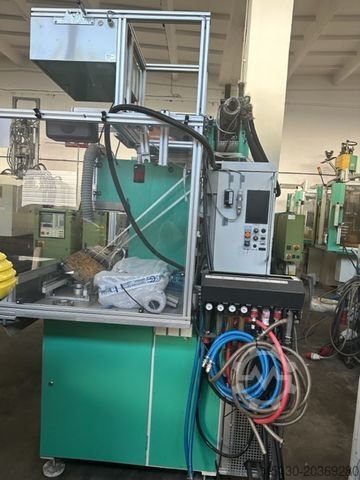 Μηχανή χύτευσης με έγχυση Arburg OK-C S350-60