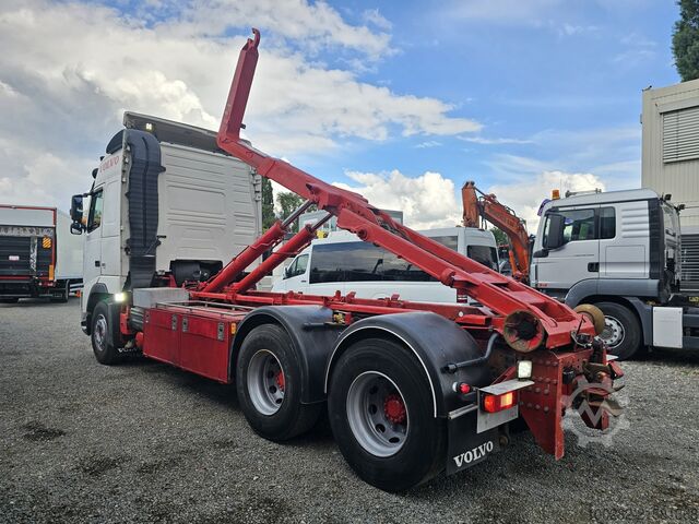 Camião porta-contentores de gancho Volvo FH520 6x4 Multilift SAWO 20T