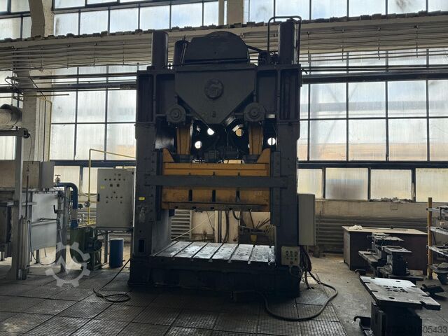 Hydraulic press  