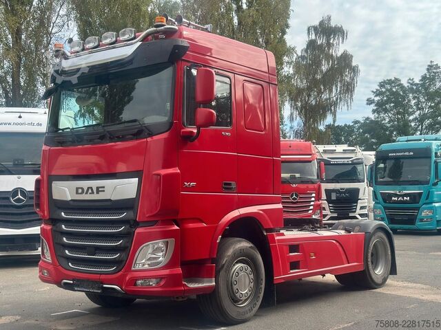 Tractor estándar DAF XF530 Euro6e Space Cap Kipphydraulik ACC Waage