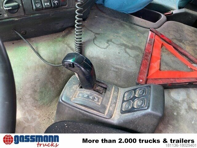 Tipper truck Volvo FM12-420 4x2 mit Heckkran Jonsered 1090, Hochsitz