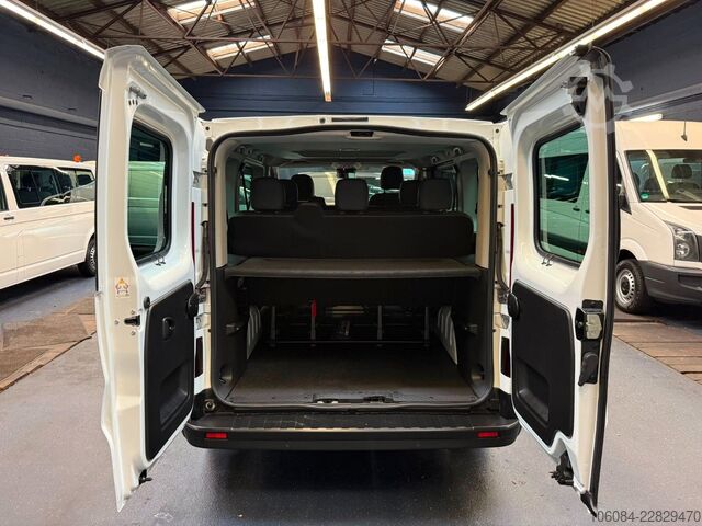 Minibus RENAULT Trafic Kombi L1H1 Life Style 8 Sitze AC LED PDC