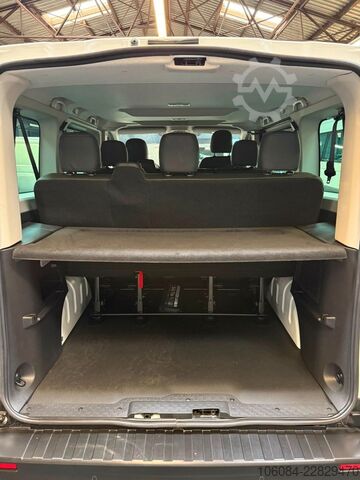 Minibus RENAULT Trafic Kombi L1H1 Life Style 8 Sitze AC LED PDC