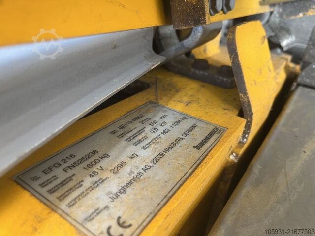 Electric 3-wheel forklift Jungheinrich EFG216