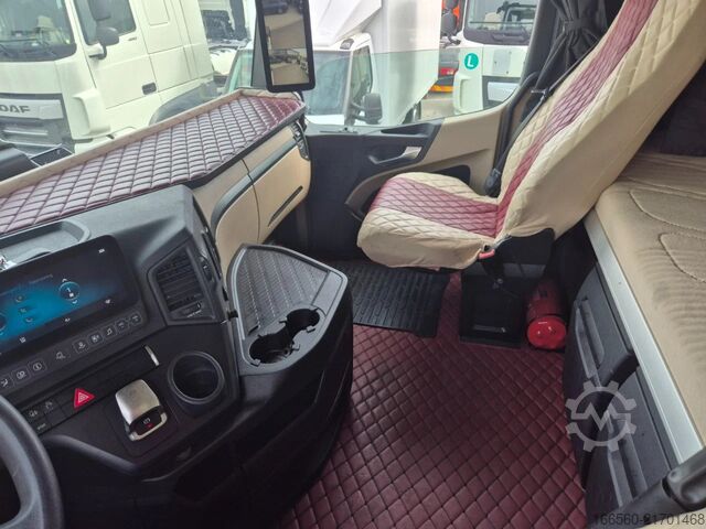 Standard-Traktor Mercedes-Benz Actros 1845