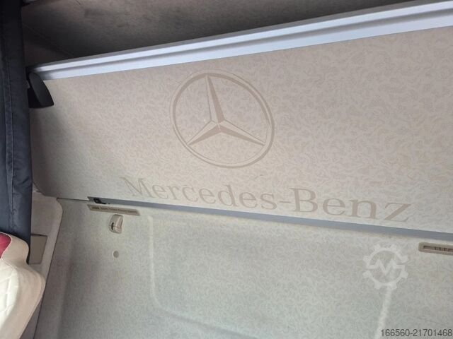 Standard-Traktor Mercedes-Benz Actros 1845