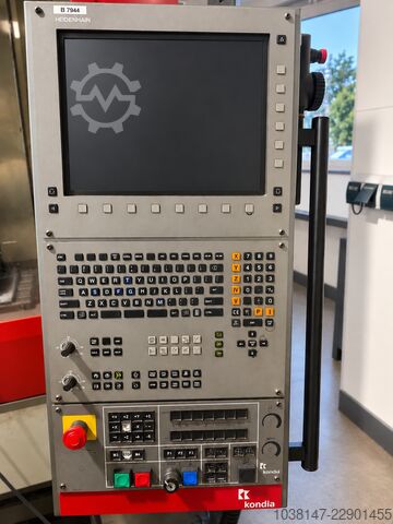 Pusat pemesinan menegak Kondia A 10