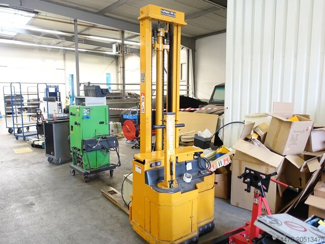 Cărucior electric cu înălțime mare de ridicare GRUMA EGV 1600