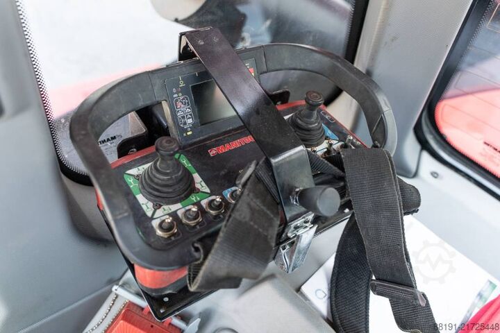 încărcător telescopic Manitou MRT 1845