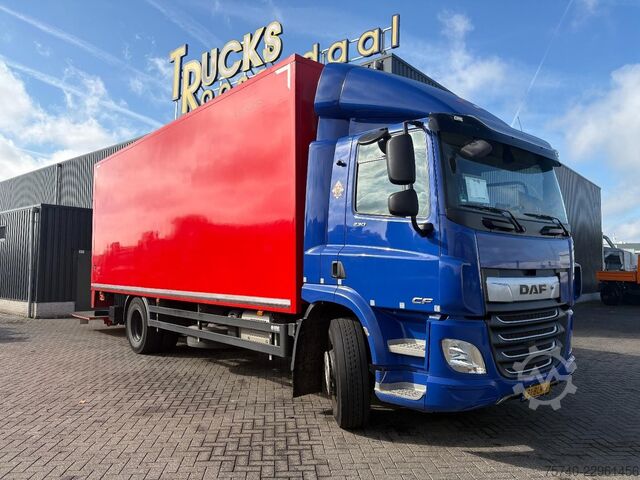 Benne fermée DAF CF 230 + DHOLLANDIA LOADLIFT + 19 TON + BOX 7,4...