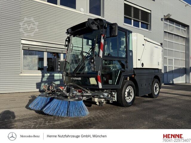 Annan Schmidt Kehrmaschine Swingo 200+ 112.900,00&euro; Netto