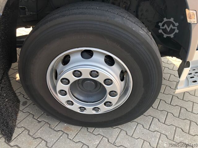 Транспортиране в хладилник/замразено DAF CF 260 FA / Carrier Koeler / Chereau Frigo Box ...