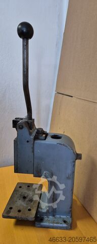 Prasa kolanowa z tłokiem kwadratowym Steinel Steinel PHK 8