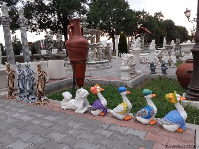 Mașină de turnat cărămizi și țigle Декор Гарден ЕООД 