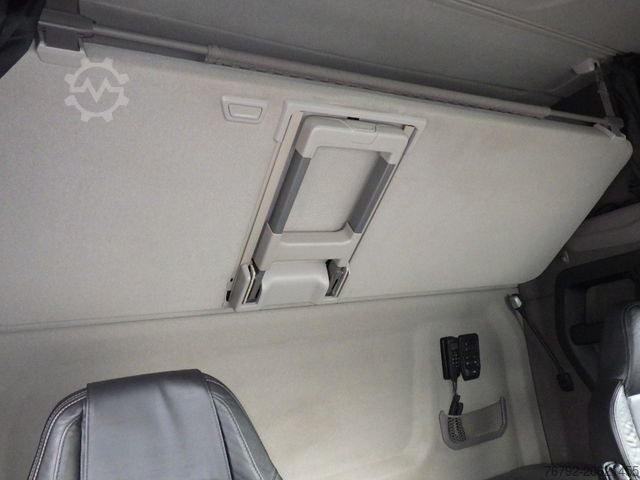 Standard SZM SCANIA R 450 A Highline/Ret./Hydr./Safety/Leder/Spoiler