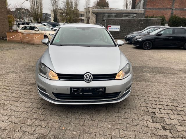 Kleinbus VOLKSWAGEN Golf 1.6 TDI DSG Variant* Navi* Klima* MFL* PDC