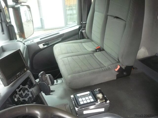 Abfallsammelfahrzeug Scania P320 6x2-4  euro 5   Garbage box Zoeller Medium...