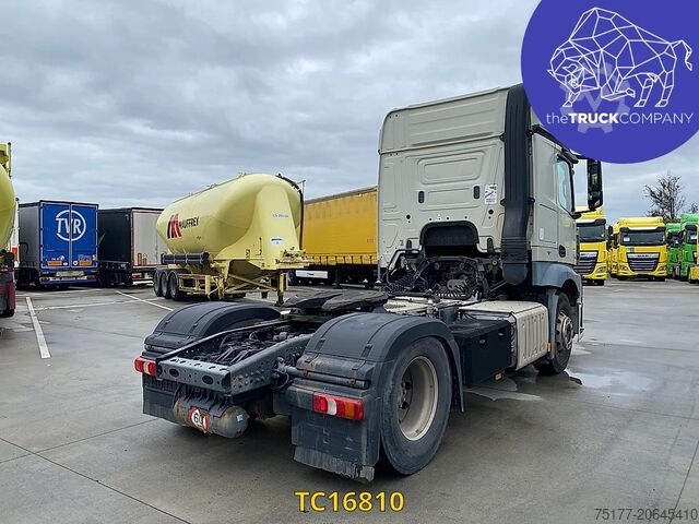 Standard-SZM Mercedes-Benz Actros 1843