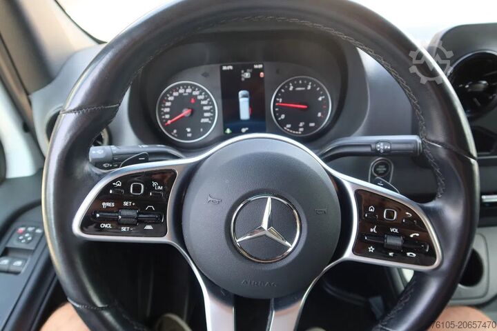 Hladilni zabojniški vagon Mercedes-Benz Sprinter 317 Koel/Vries L2/H2 220 Volt stekker