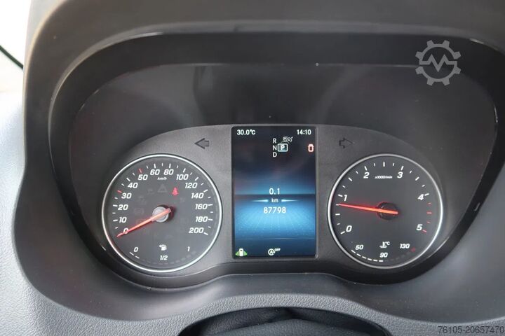 Hladilni zabojniški vagon Mercedes-Benz Sprinter 317 Koel/Vries L2/H2 220 Volt stekker