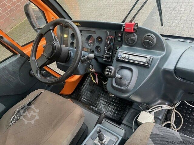 Furgoneta personalizada Multicar M 30 4x4 Fumo Carrier EEV/AHK