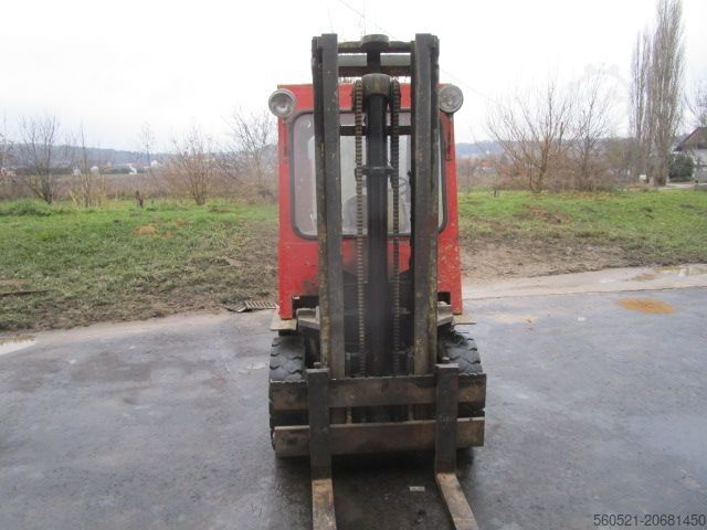 Dizel forkliftler Yale 2,5 Ton. mit Zinkenversteller und Duplexmast
