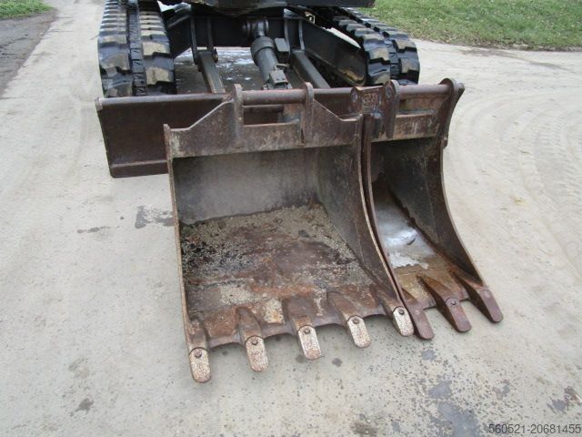 Mini ekskavatör Volvo ECR88 Plus - GEEL Powertilt BJ 2023 + 3 Löffel