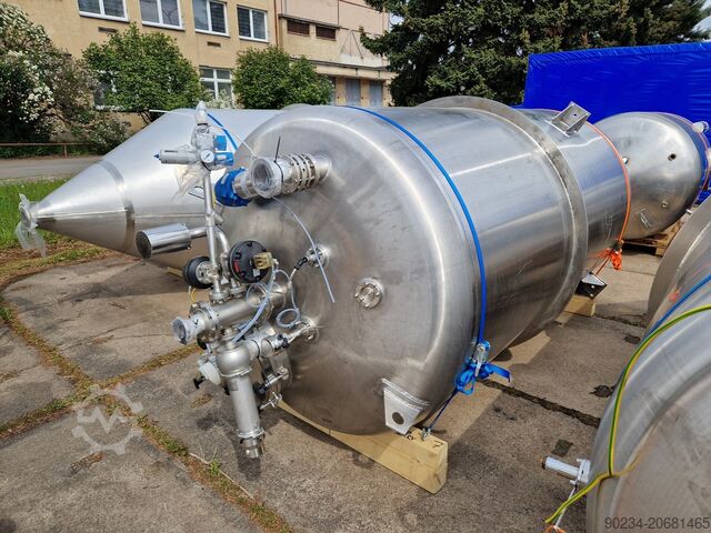 Rezervuar magazinimi nën vakum prej çeliku inox 316L me kapacitet 5.720 litra, diametër 1.500 mm x a SCHWARTE-MILFOR 5,720 Litre